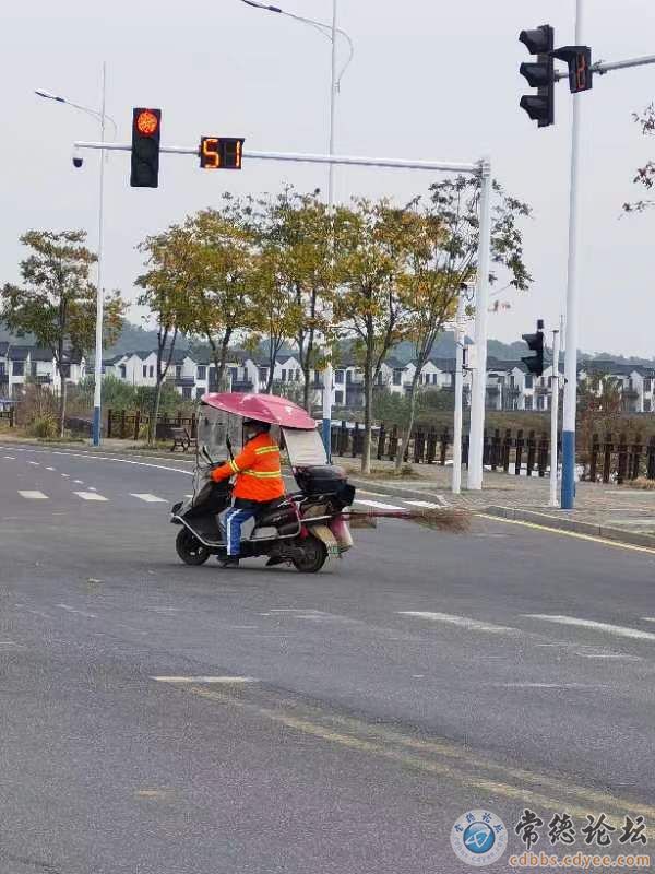 路口红灯