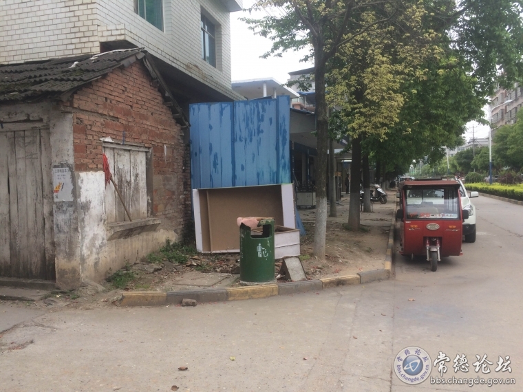 安乡县城关镇血防北巷纯银路口
