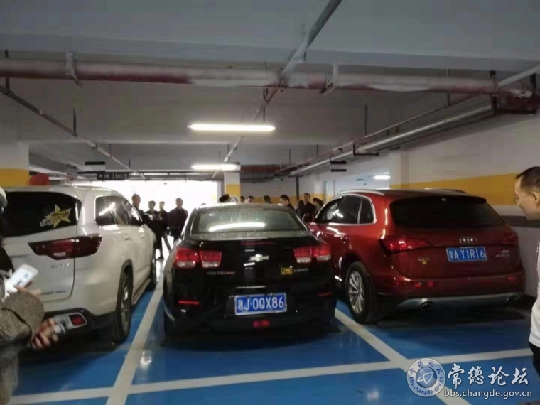 司机天窗出入
